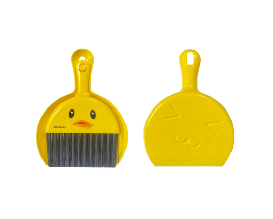 Plastic Mini Dustpan and Brush Set Cartoon Chicken Face Design 20.5 x 16 cm Yellow 7842 (Parcel Rate)